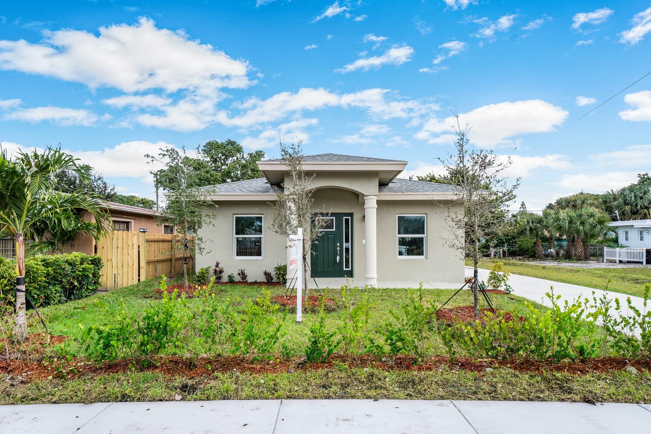 6bd13773-9eaa-4a6b-b044-2c2fef27b19b