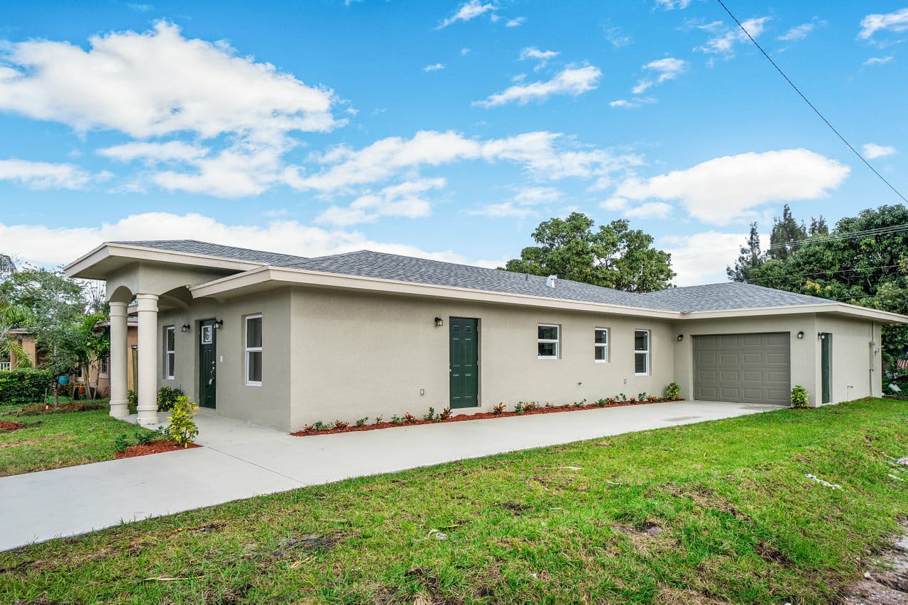 98f4e8c5-e7b5-49e9-b3d9-351e9d5c3fbf